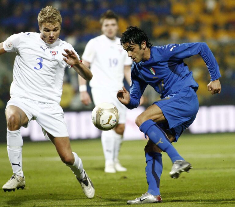 Raffaele Palladino debutta in azzurro il 21 novembre 2007